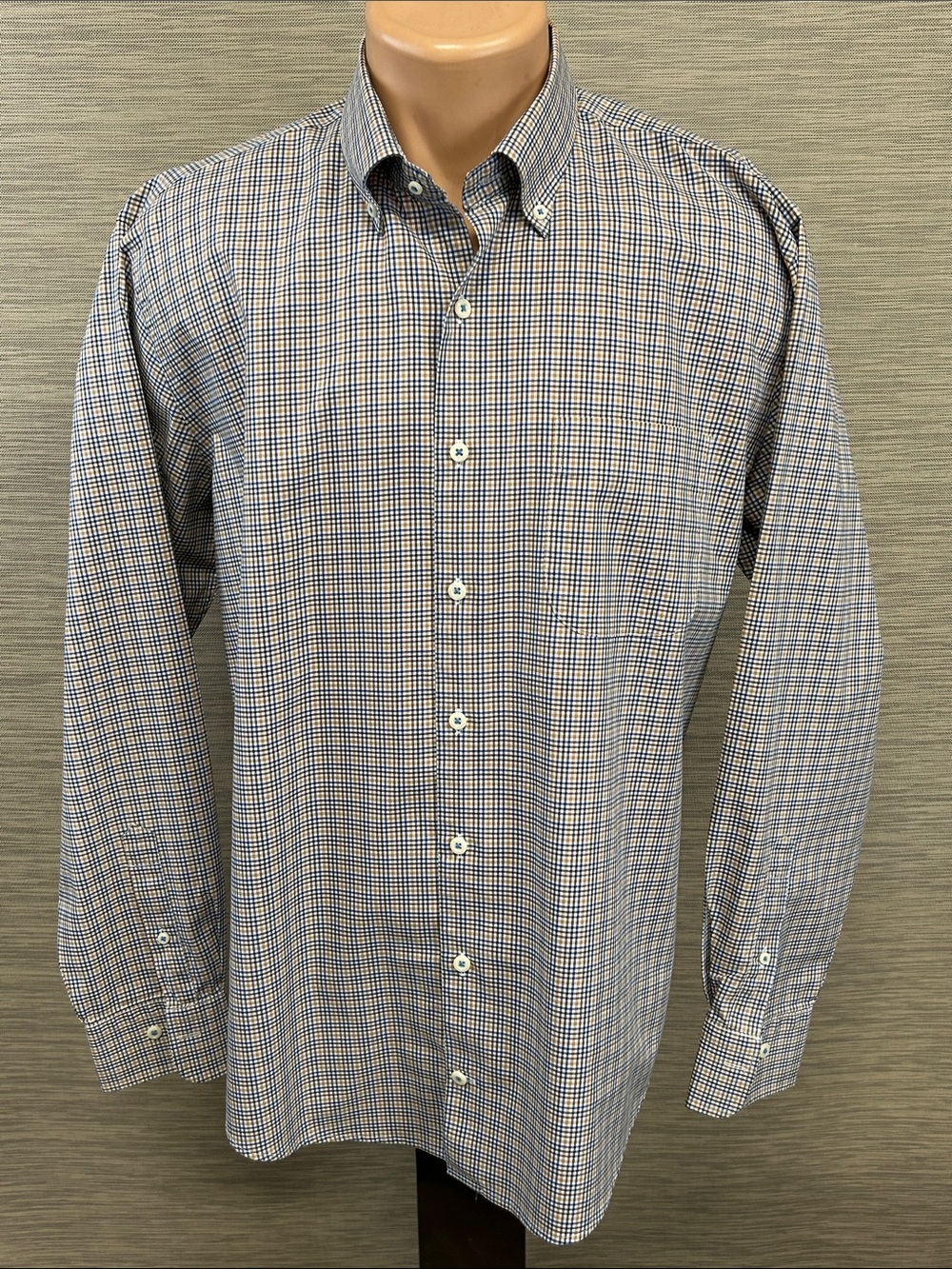 Peter Millar long sleeve button down collar shirt.  L